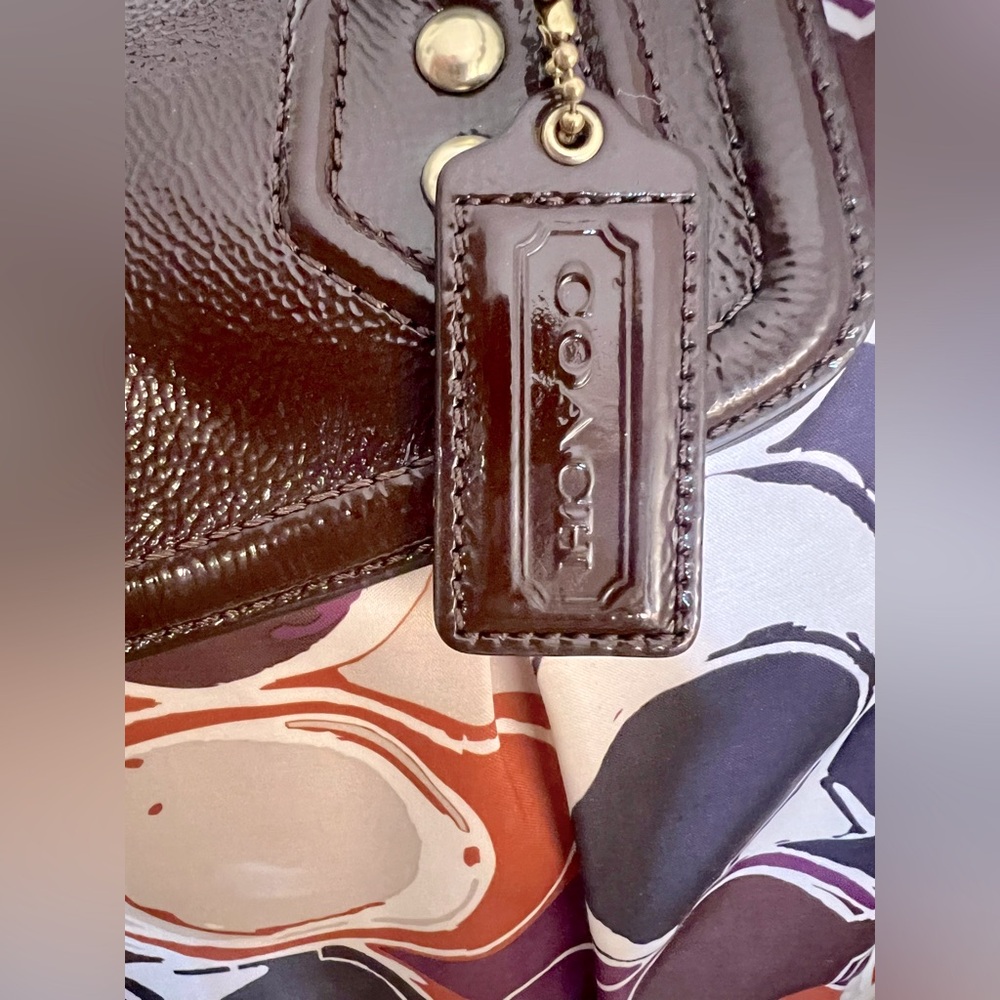 Coach ‘Ashley Logo’ Scarf Print Satin & Patent Leather Crossbody/Handbag, EUC - Picture 4 of 13